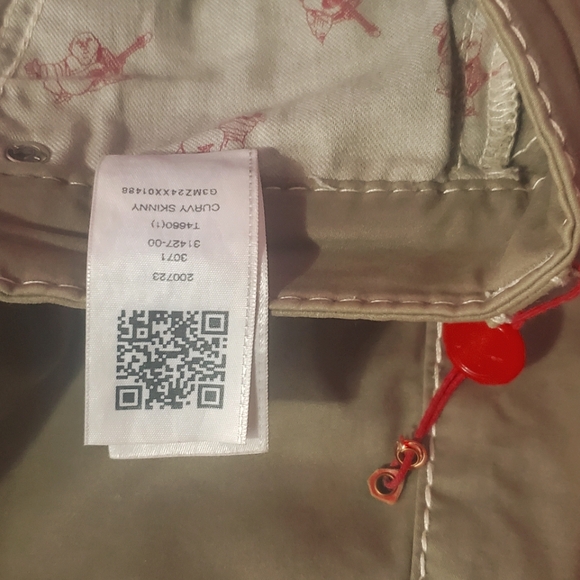 True Religion Skinny Jeans - Picture 6 of 9